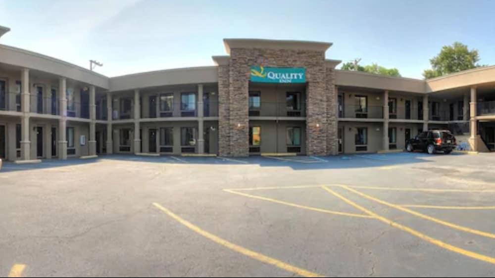 Covington Quality Inn מראה חיצוני תמונה