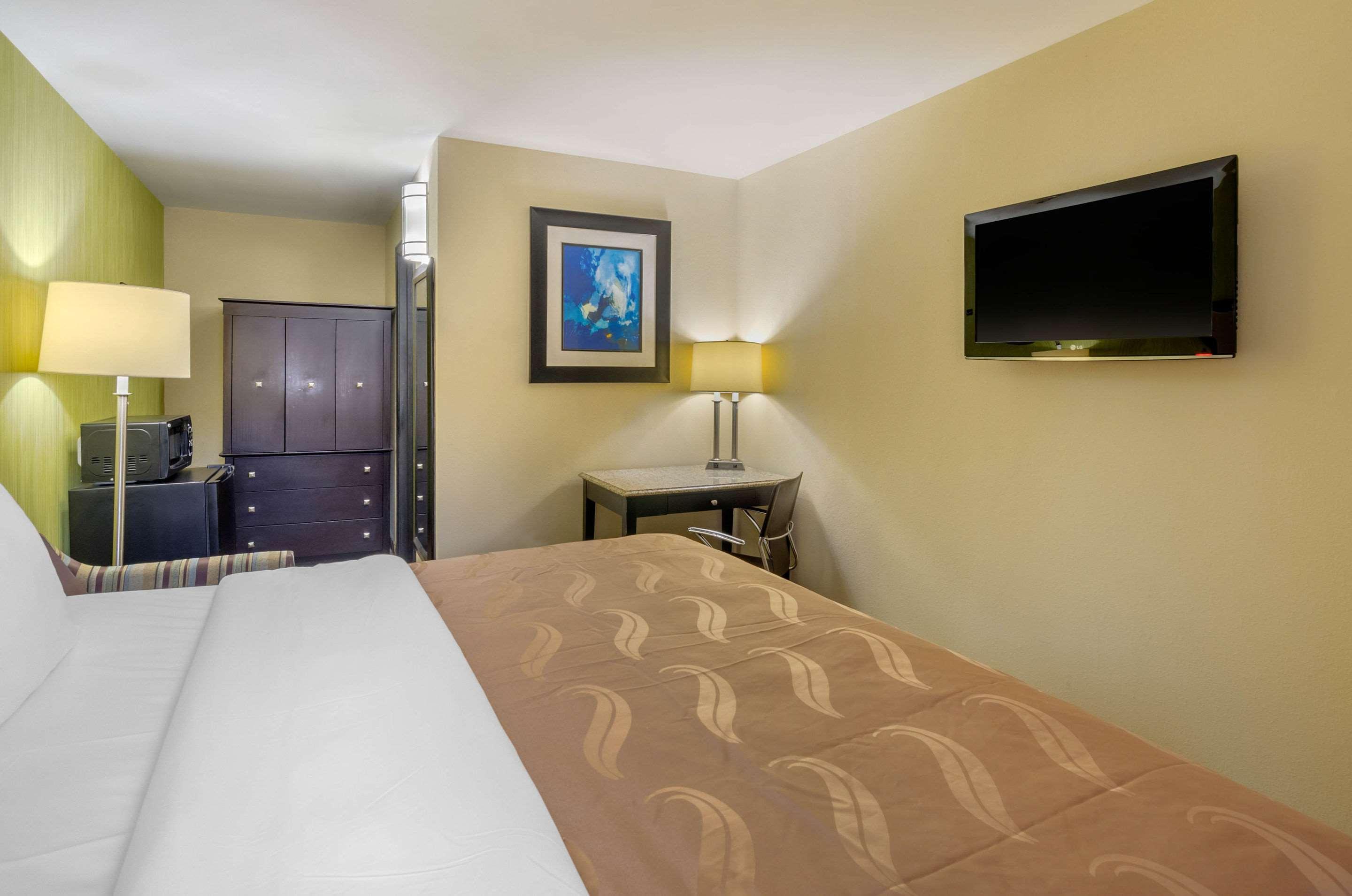 Covington Quality Inn מראה חיצוני תמונה