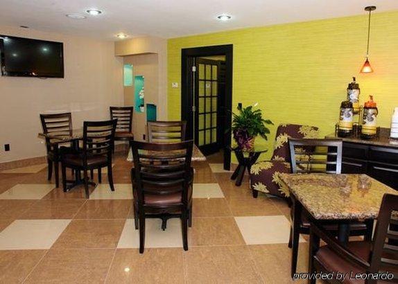 Covington Quality Inn מסעדה תמונה